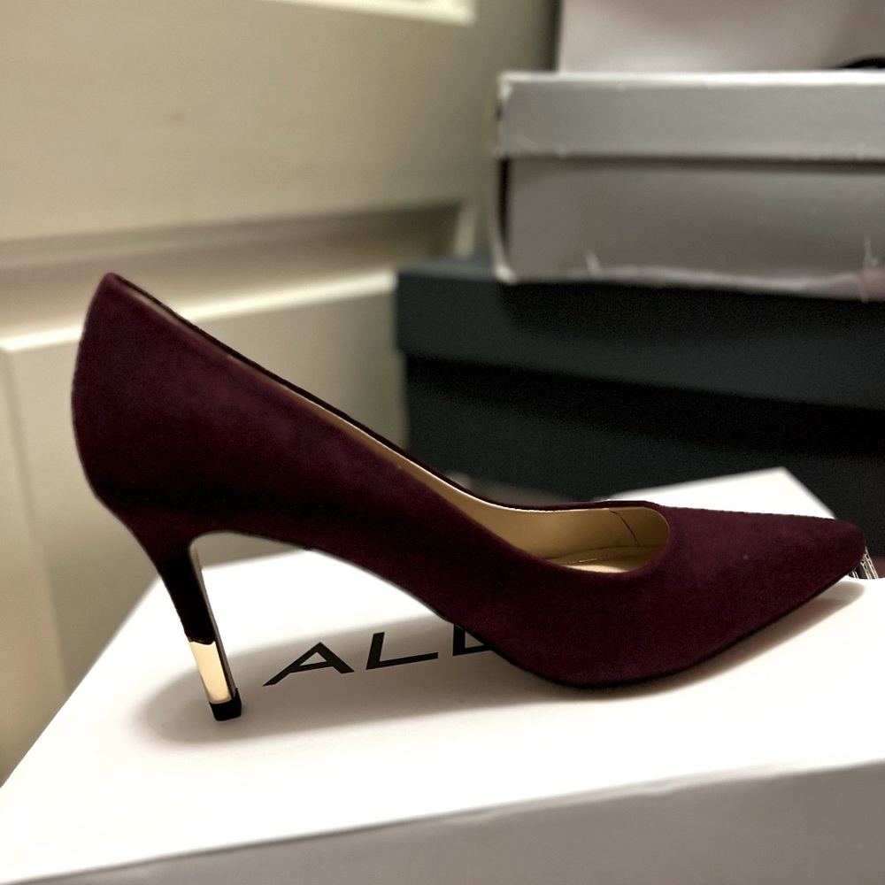 ALDO burgundy low heels